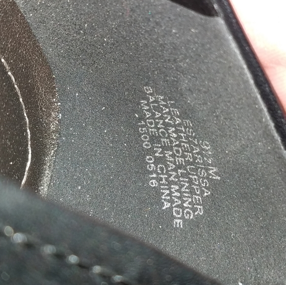 Easy spirit size 9.5 heels - Picture 2 of 8